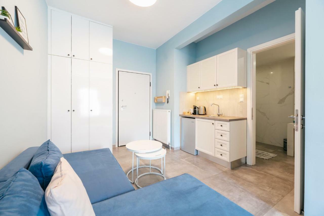 Modern White Tower Apartment 塞萨洛尼基 外观 照片